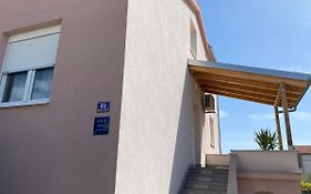 Three Bedroom Apartment Between Trogir And Split